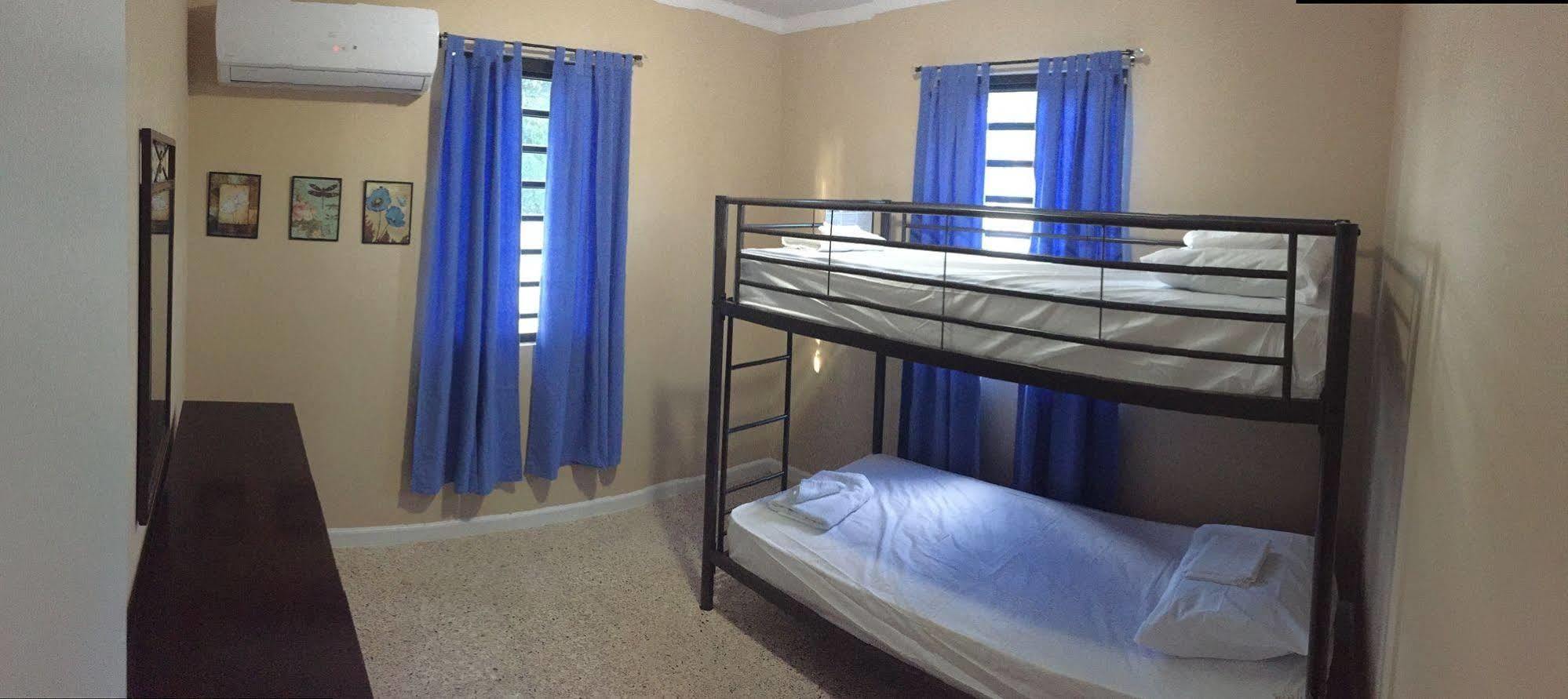 Arecibo Inn Экстерьер фото
